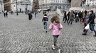 Natalità, lavoro stabile di qualità e welfare pubblico per contrastare il calo demografico